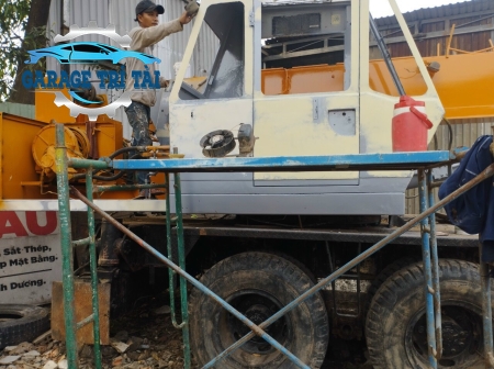 Sửa Xe Cẩu Tại Dĩ An Bình Dương 